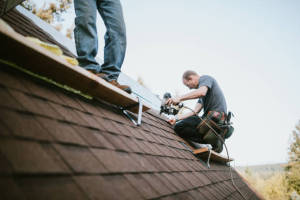 Local Roofers in Delacroix, LA